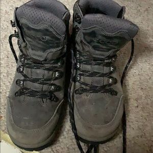 Gray Goretex Hiking Boots size 36